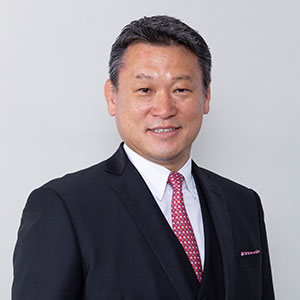 山本 正卓