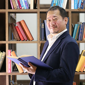 桑原 英男