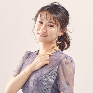 岩倉 陽子